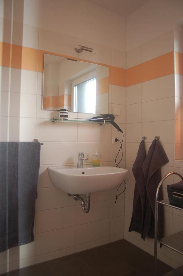 Behagliches Ferienhaus Zaunkoenig -Mit Kamin Und Sauna ทานเนอ ภายนอก รูปภาพ