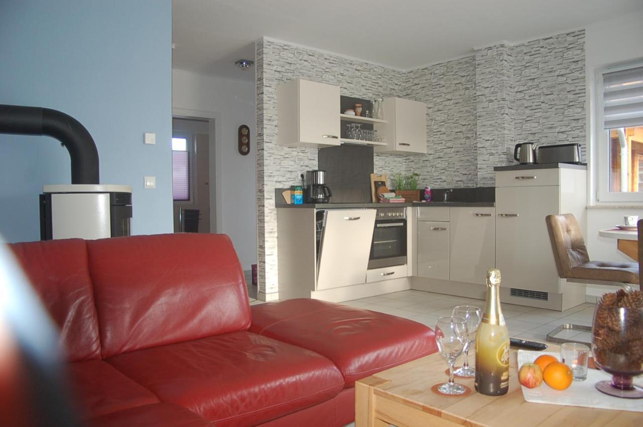 Behagliches Ferienhaus Zaunkoenig -Mit Kamin Und Sauna ทานเนอ ภายนอก รูปภาพ