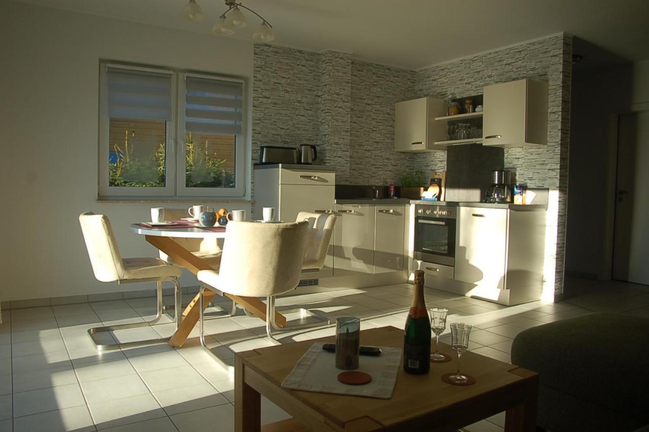 Behagliches Ferienhaus Zaunkoenig -Mit Kamin Und Sauna ทานเนอ ภายนอก รูปภาพ